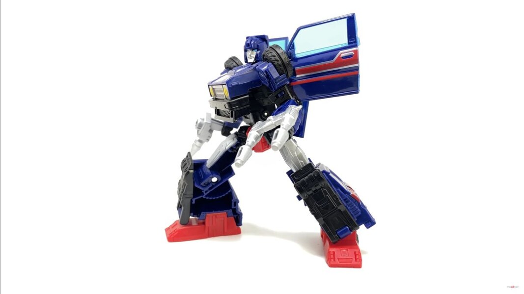 Transformers Legacy Autobot Skids In Hand Image  (20 of 56)